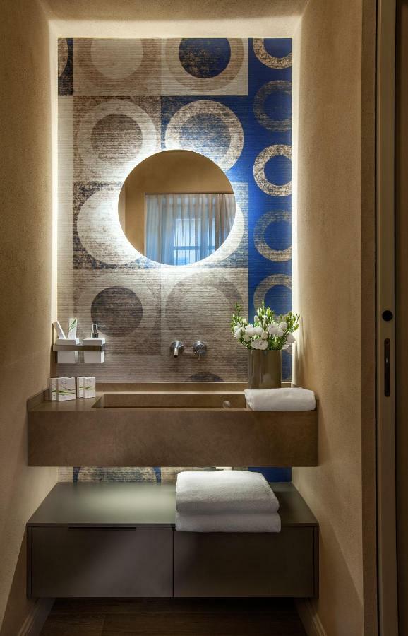 Il Cortile Di San Michele Bed & Breakfast Guarene ภายนอก รูปภาพ